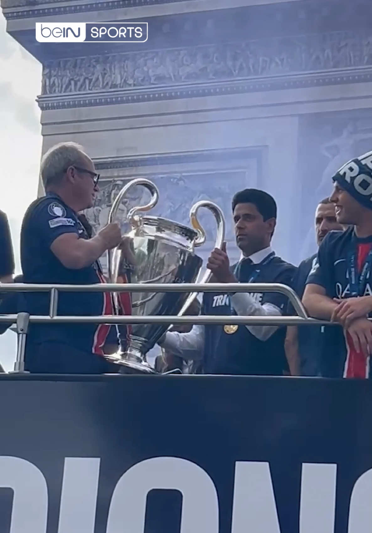 A post by @beinsports on TikTok caption: حافلة فريق باريس سان جيرمان من أمام قوس النصر من زاوية  أخرى #دوري_أبطال_أوروبا | #نهائي_الأبطال | #باريس_سان_جيرمان #بطل_دوري_أبطال_أوروبا #UCLFinal | #UCL | #beINUCL | #PSG