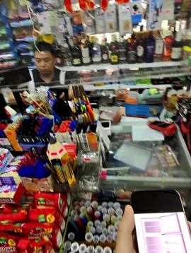 A post by @franelmetralletas on TikTok caption: Comprando una nevera😃 #humor #parati #viral #españa #fy 