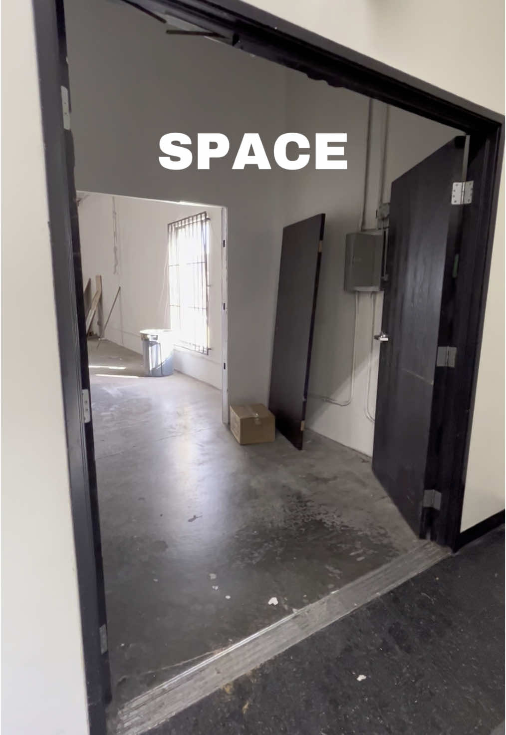 A post by @collective29studios on TikTok caption: I opened up a photography studio space at the age of 23 and here we are two years late still strong! #losangelesphotographer #summerthingstodo #lathingstodo #birthdayphotoshootideas #birthdayphotoshootideas 