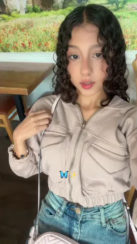 A post by @condesa044 on TikTok caption: Feliz cumpleaños para mi 🥹