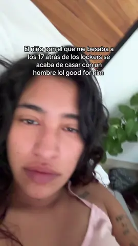 A post by @jimena.jimenezr on TikTok caption: Lo que me molesta es que no me invitó 