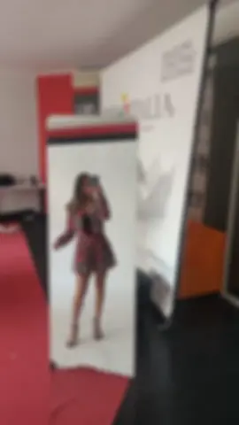 A post by @noemy_martini on TikTok caption: #perte #perteeee #perteee #models #italy #foto momento foto 😍😍😍💪🏼🥹😘