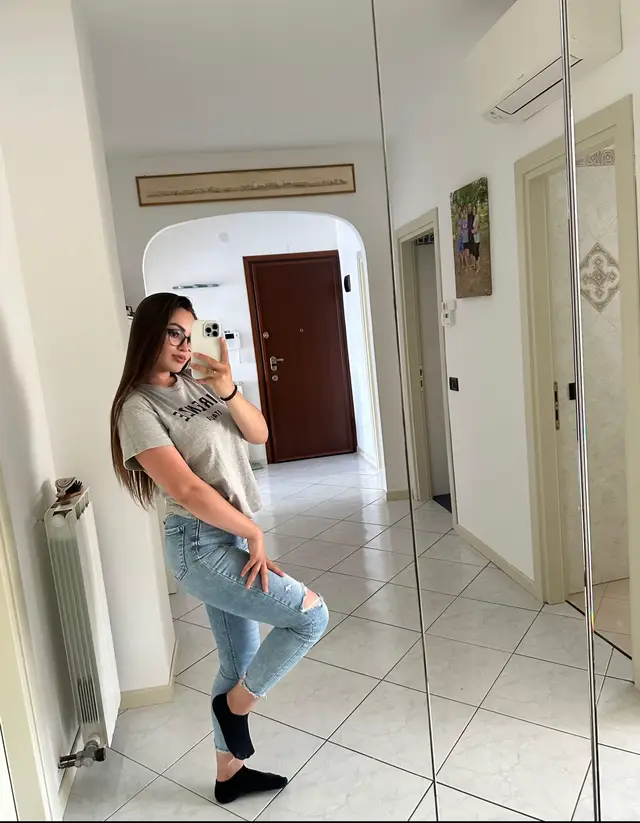 A post by @maricica_gh_ on TikTok caption: ❤️