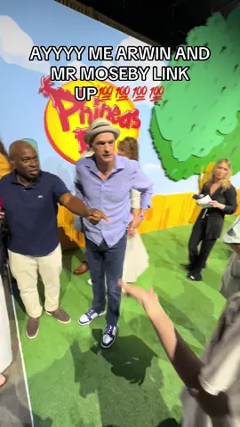 A post by @harry.daniels on TikTok caption: AYYYY #suitelifeofzackandcody #suitelifeondeck #disneychannel 