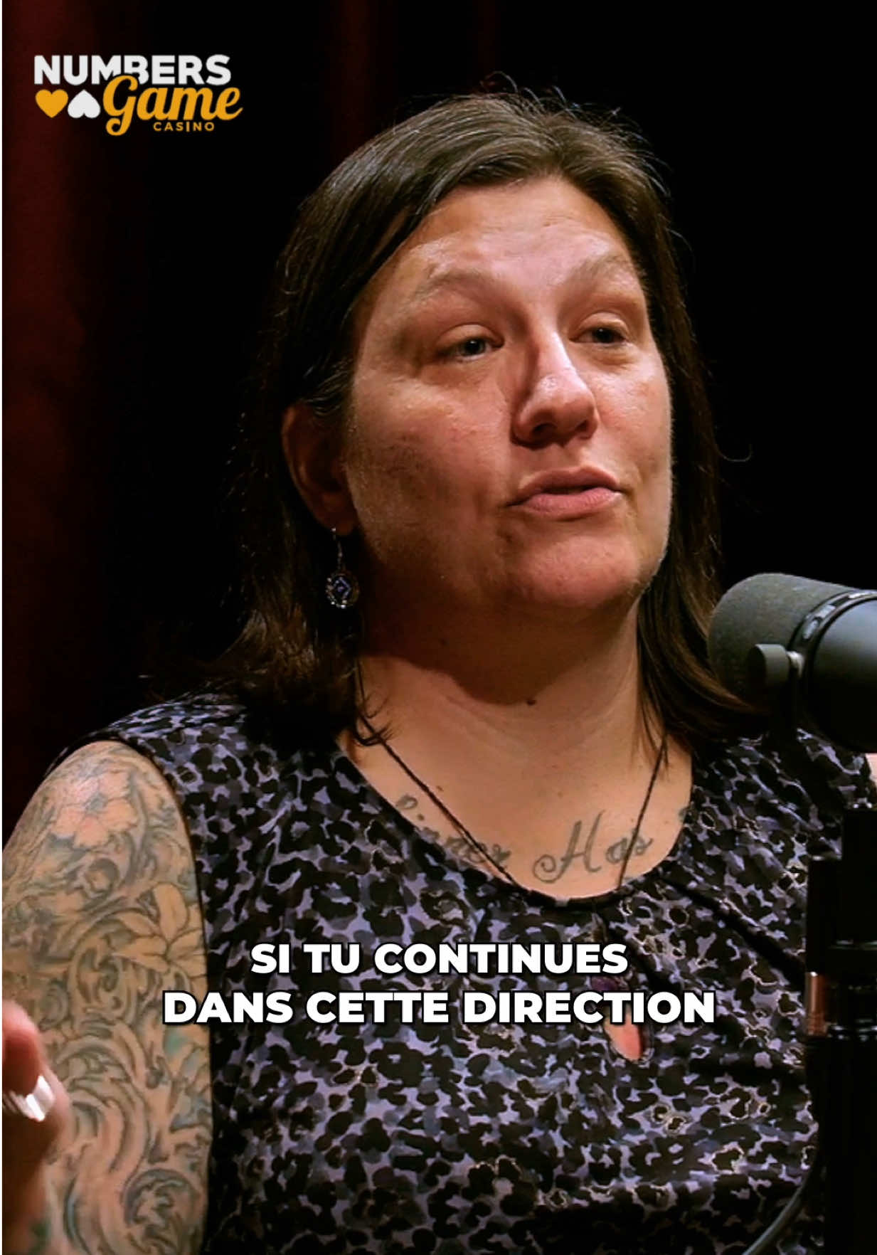 A post by @cedricbergeronparloir on TikTok caption: Épisode 92 avec Isa-belle St-Sauveur, maintenant sur toutes les plateformes!🎙️ #auparloirpodcast #podcast #cedricbergeronhumour #truecrime #france #Québec #Québec #auparloir #prison 