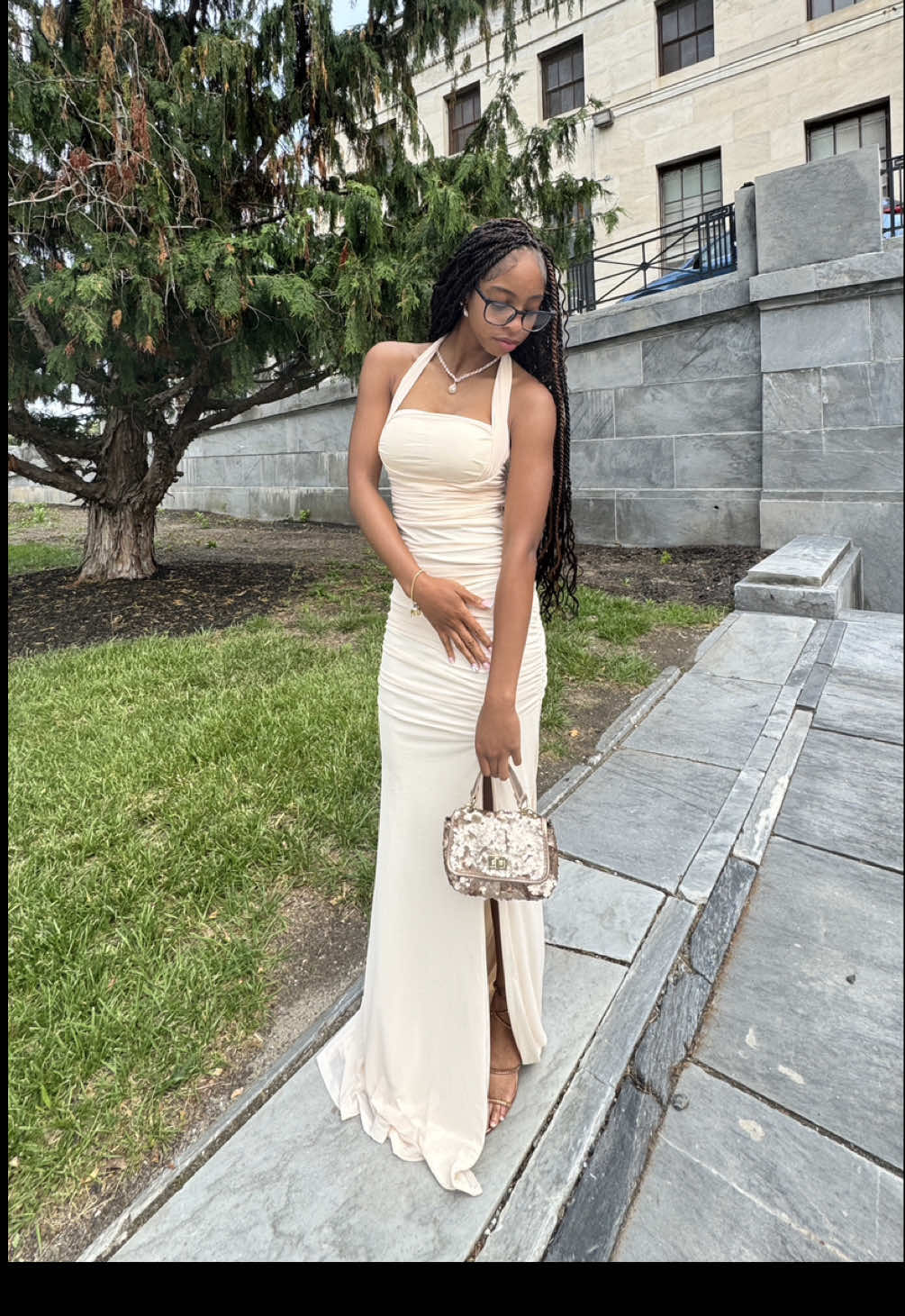A post by @mommanager_glow on TikTok caption: My daughter drive me crazy lol Omg this was so much work for a 7th grade dance I can’t imagine when it’s time for her prom 😩 #realmomlife #relatablemomcontent #momcontent #momanddaughters #parentsofteens 