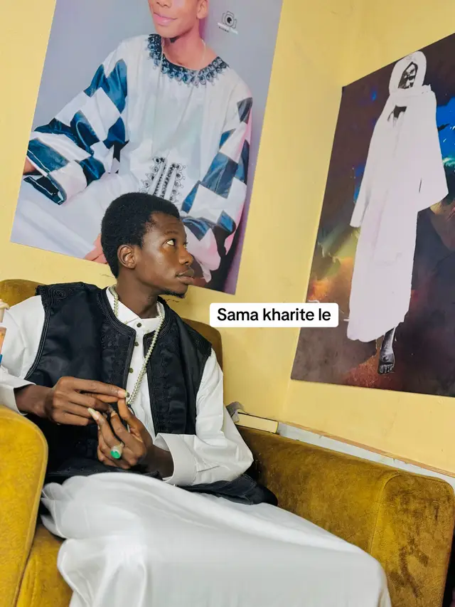 A post by @moustahine784611090 on TikTok caption: #senegalaise_tik_tok #moustahine46 #Visibilité #débloque