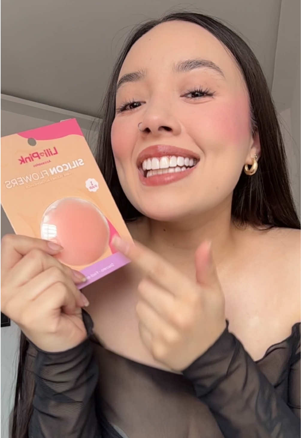 A post by @christianfabiannn on TikTok caption: No me gustaron esos piercings 😡💔 @Nicole Bernal 