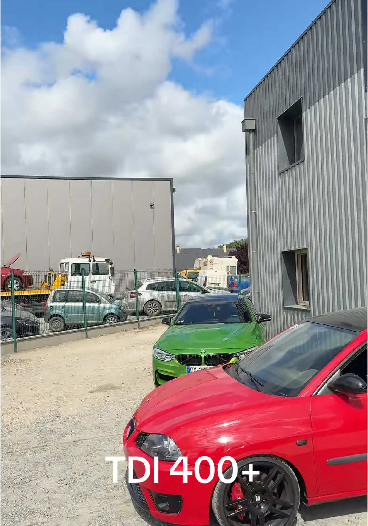 A post by @jamesperformance on TikTok caption: Tdi vie #jamesperformance #cartiktok #pourtoi #tdipower #bidouilleetcompagnie #972 #youtube #achillelenwaw #tdi #run #mosquitos #drag #400hp #fyp #humour #fairplay #456hp #974 #ibiza 