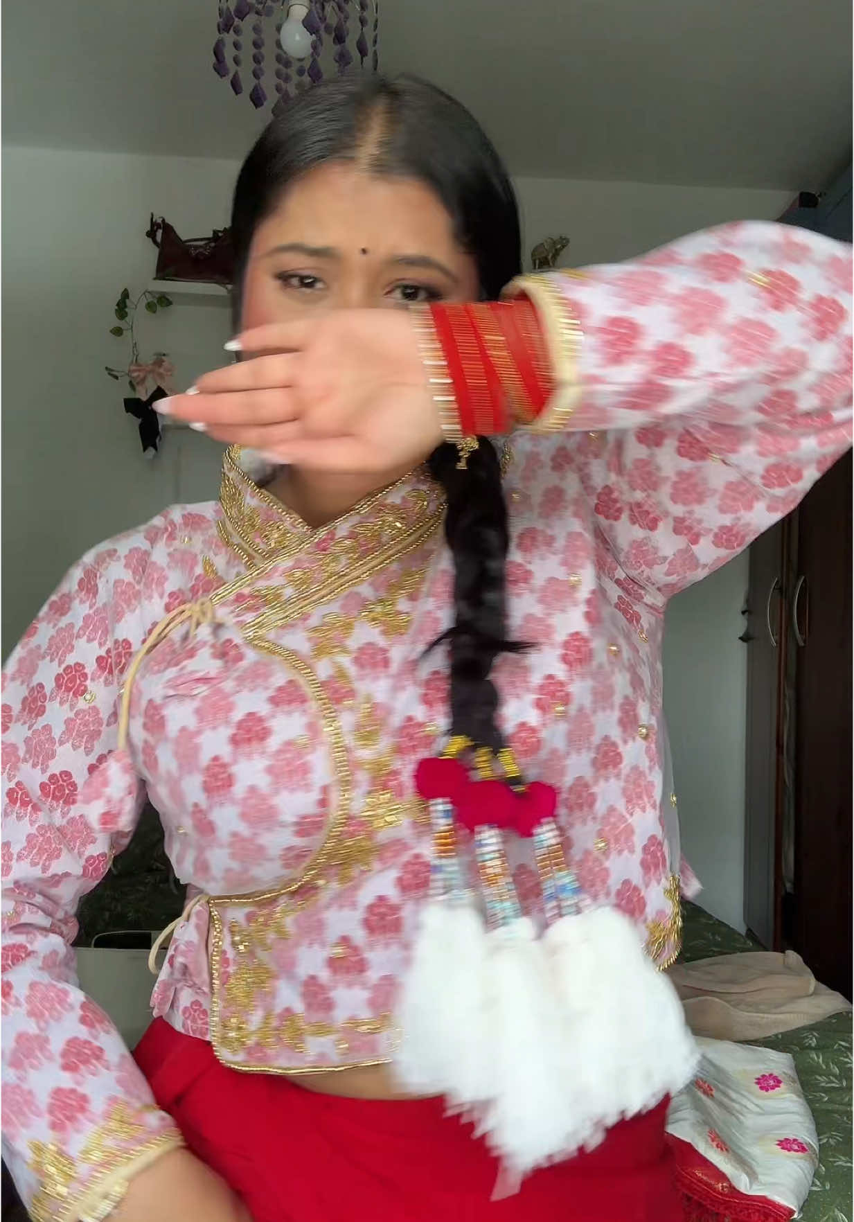 A post by @binita_thapa29 on TikTok caption: Anta katai gayena dhyan mero 