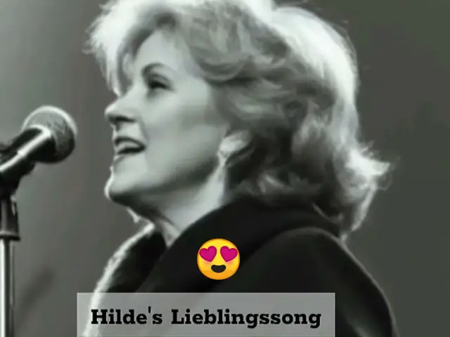 A post by @kuessedeinherz on TikTok caption: #Schlager #volksmusik #dorfkind #banger 