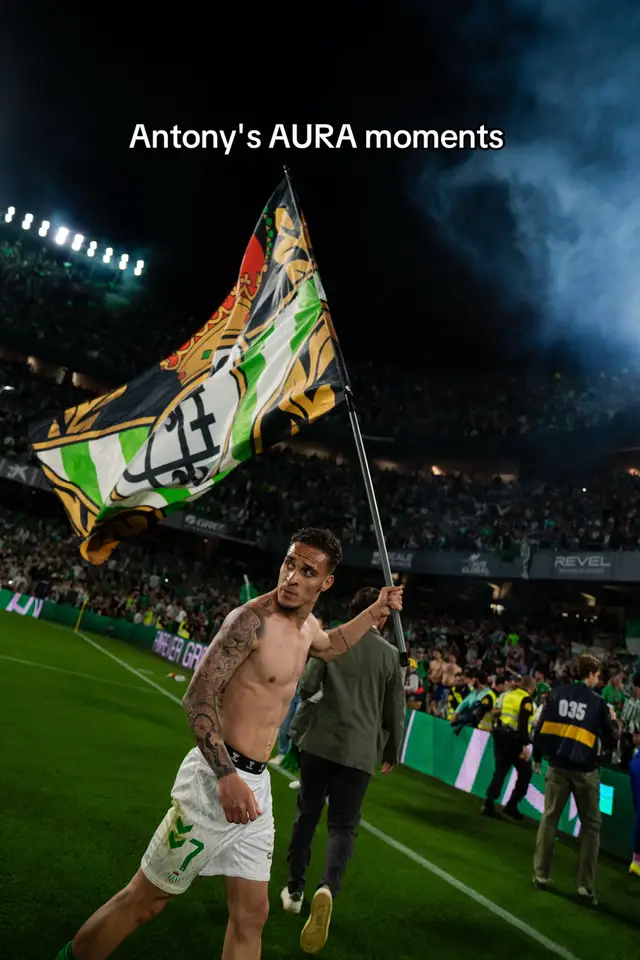 A post by @realbetisbalompie on TikTok caption: #RealBetis #Antony #Brasil #Fútbol #deportesentiktok #tiktokfootballacademy 