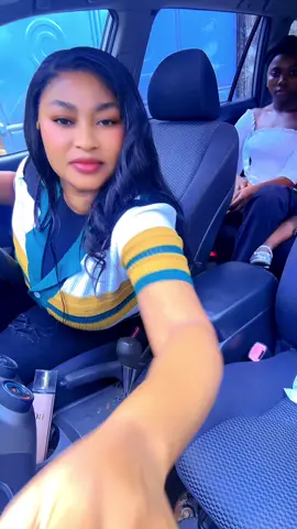 A post by @chachabeaute0 on TikTok caption: #visibilité #ticktock #tictok #tiktokindia #viralvideos #videoviral #vaiprofycaramba 