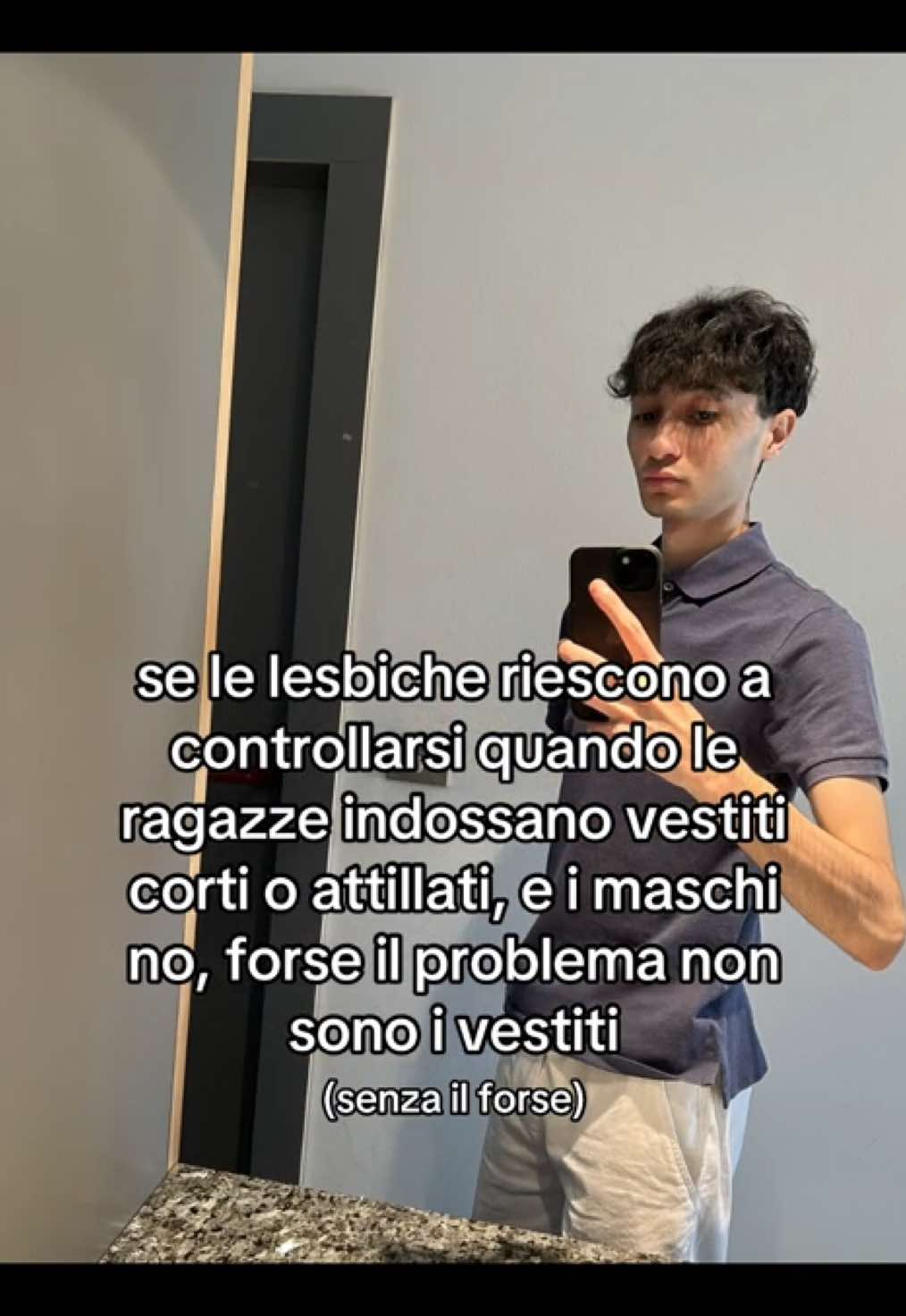 A post by @simone.lionetti on TikTok caption: 🤷🏻‍♂️