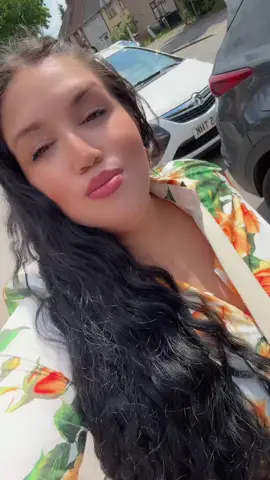 A post by @roberta__robe98 on TikTok caption: #amintire #5pasidebine 