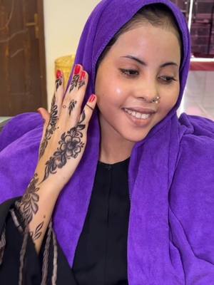 A post by @hibokeepgoing on TikTok caption: #beforeandafter #mekeup #somalitiktok #banadir 