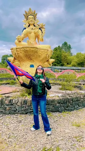 A post by @sumibrb on TikTok caption: Malai nepali hoina vanna kaha painchha ! #visitnepal2025🙏🇳🇵🏴󠁧󠁢󠁳󠁣󠁴󠁿#🥰🥰🥰 #proudofnepali #