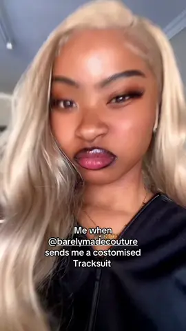 A post by @.pinkfur on TikTok caption: #bunhongsaegmopi @barelymadecouture 😍😍😍