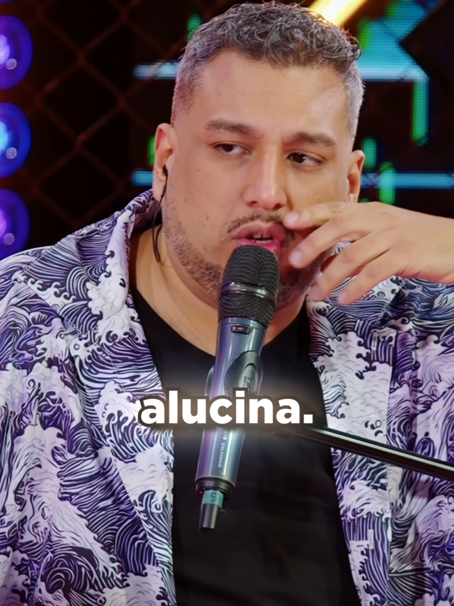 A post by @hablandohuevadas.pe on TikTok caption: La nueva normativa a los motociclistas #hablandohuevadas #humor
