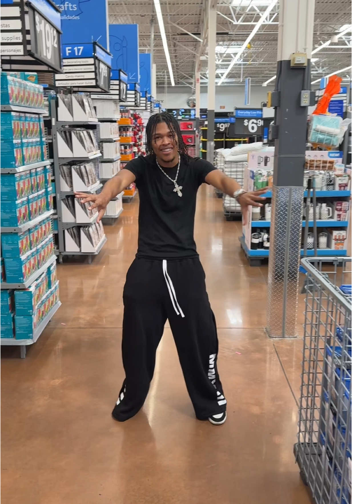 A post by @lilmark_m256 on TikTok caption: Pump it 😁
