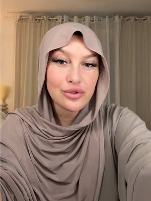 A post by @lenadlprt on TikTok caption: Off stop 🛑 merci @Assyia<3 💕