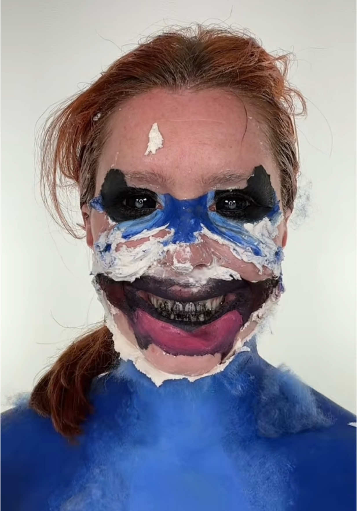 A post by @hollymurraymakeup on TikTok caption: STITCH makeup removal ASMR 😱 who should I create next?! 