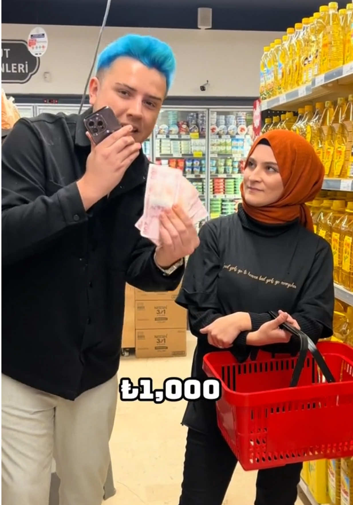 A post by @semihvarol on TikTok caption: Telefon numaranızın son 2  hanesi?Takipte kalın belki bir gün karşılaşırız🎁#svfc 