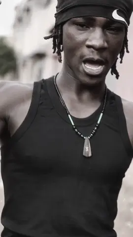 A post by @lesfreressy on TikTok caption: Le lendemain de la fête l’histoire est en marche @ENFANTNOIRSD #lesfreressy #tiktokmali🇲🇱223 #tiktokburkinafaso🇧🇫🇧🇫🇧🇫🇧🇫 #senegalaise_tik_tok #tiktokivoire225🇨🇮 