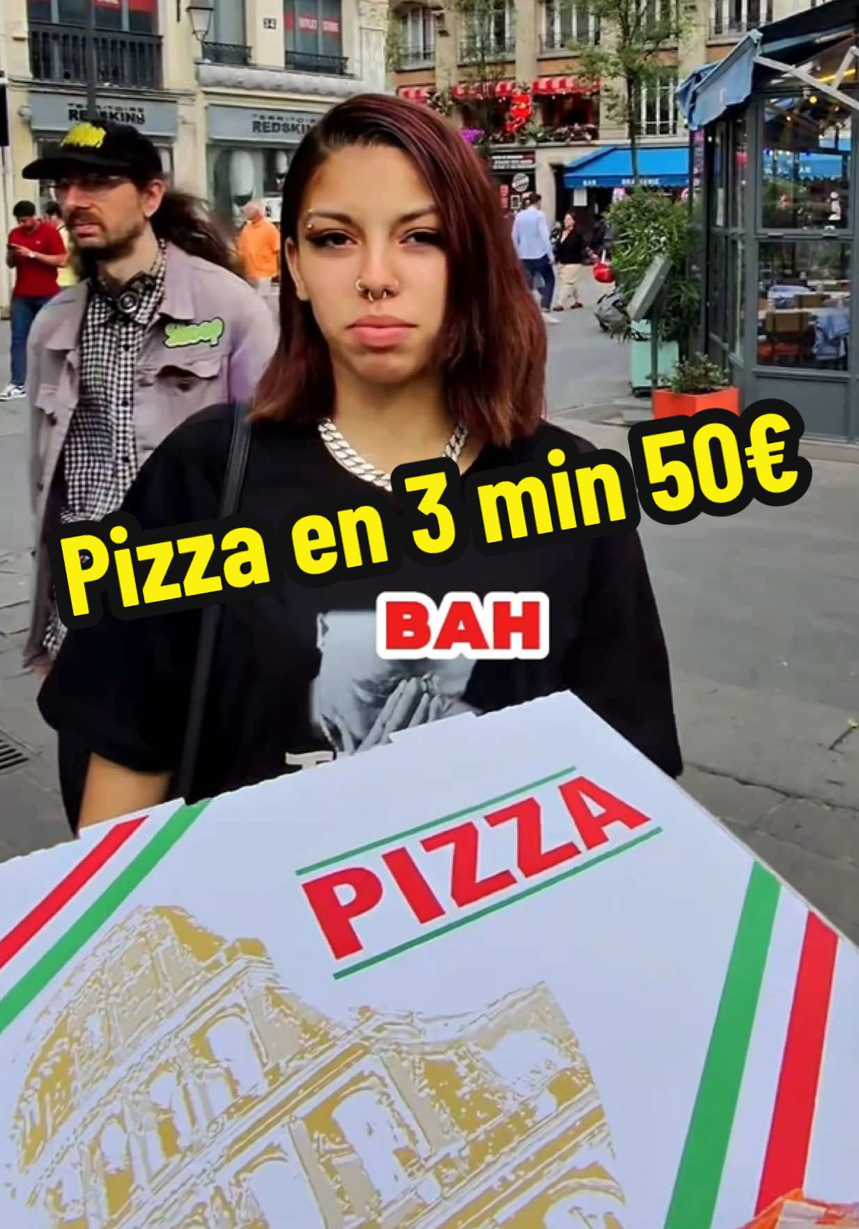 A post by @dimerci91 on TikTok caption: Elle a vraiment finit la pizza en 3 min ?😳🇫🇷🤭#pourtoi #tacos #Pizza 