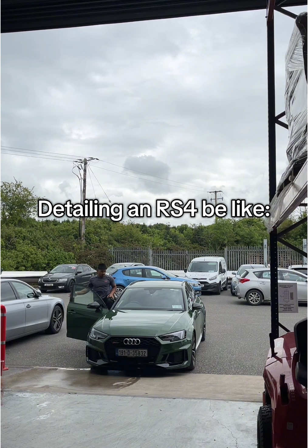 A post by @nsn.autodetailing on TikTok caption: €250 Detail #cardetailing #foryouu 