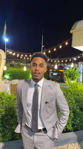 A post by @haykaloos on TikTok caption: 😍#hakuuul #somalilandtiktok💚🤍❤ 