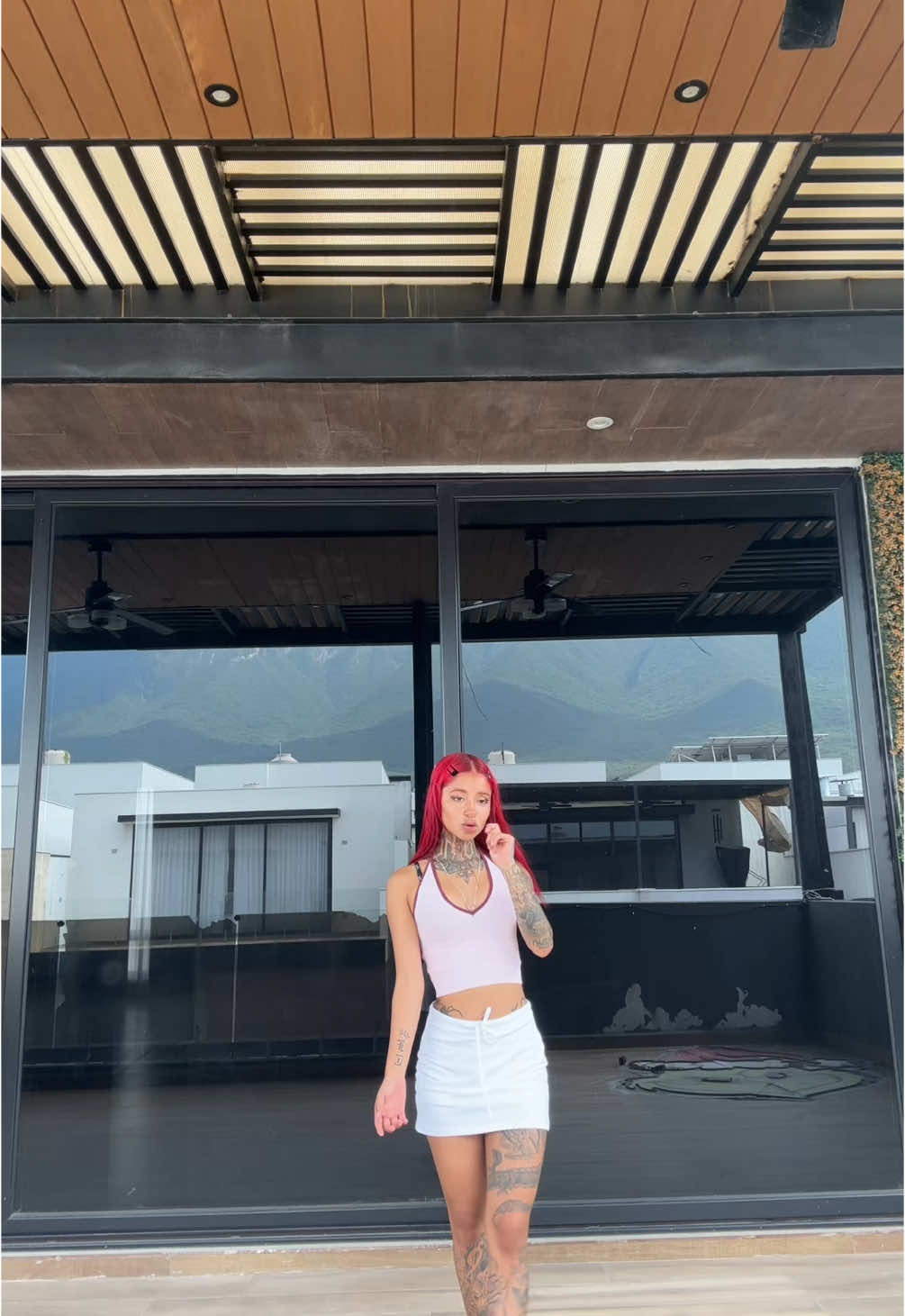A post by @kachaks4 on TikTok caption: Pelirroja activa 💋🥰