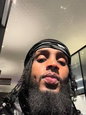 A post by @shaam__13 on TikTok caption: Nin ragha wuxu dido imsana yeelya darta 🦧#somalitiktok #somalititok #foryou #foryoupage #fyp #foryoupage #fyppppppppppppppppppppppp #somalilandtiktok💚🤍❤ #foryou #somaliland #somaliland #foryou 