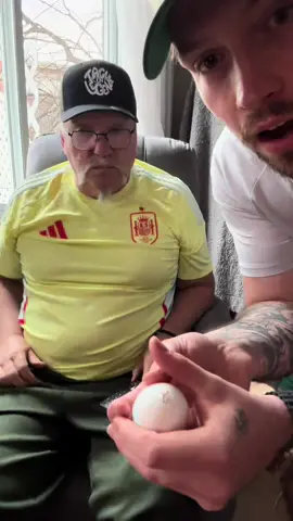 A post by @fansdetacu on TikTok caption: #fyp #foryoupage #viral_video #funny #pourtoi #humor #video #tik_tok #foryoupage❤️❤️ 