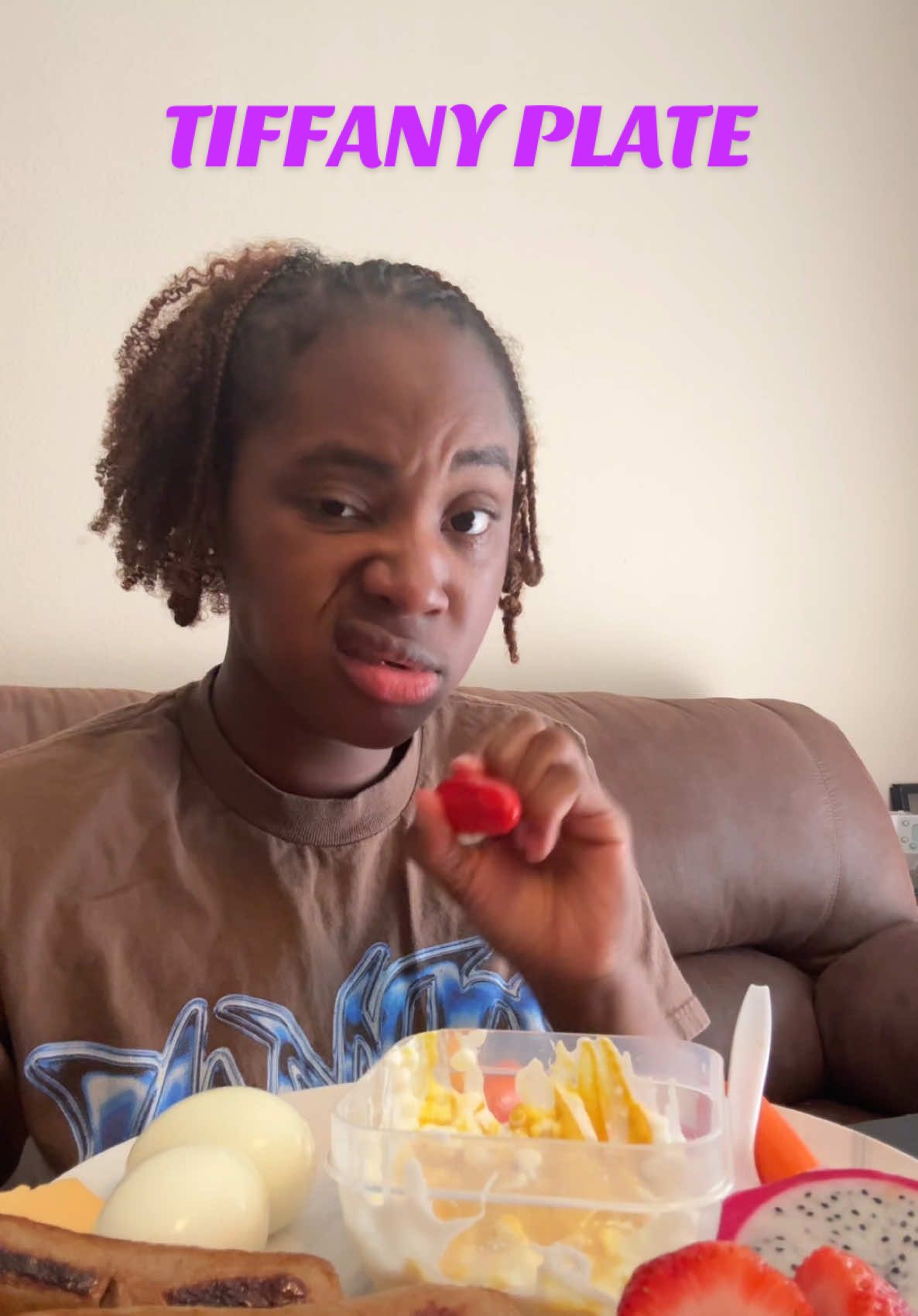 A post by @onlyy_sugaa on TikTok caption: TIFFANY PLATE 7/10 it’s not nasty but it’s not all that good, not to eat everyday. I started bussing it down tho 😂. TRY IT 🙃 & TIKTOK PAY TIFFANY NEOWWW☺️