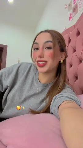 A post by @anahirioscc on TikTok