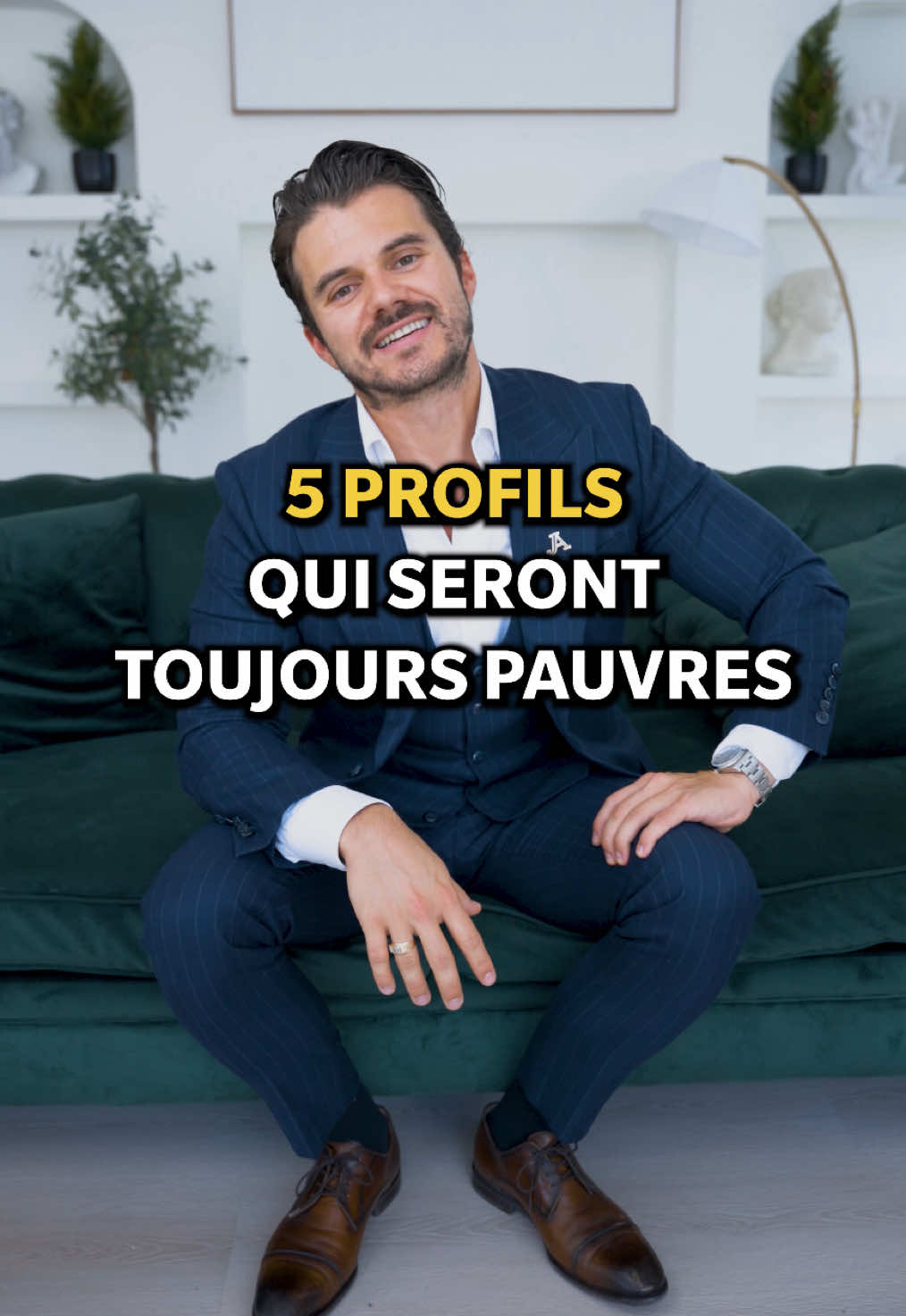A post by @pc.jolicoeur on TikTok caption: 5 profils qui seront toujours pauvres #pcjolicoeur