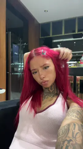 A post by @kachaks4 on TikTok caption: 💋💋