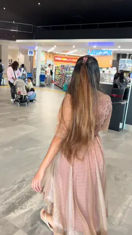 A post by @japankella_ on TikTok caption: #マリーgrl🇯🇵🇱🇰 