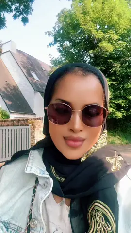 A post by @siriyocaad571 on TikTok caption: #@xidigtajarmalka1 @💎WARDA🐅XASHII1🦁💎🧡 @Manaal. dhal suldaan❤️❤️ @hodan abdirahman,k,suleiman @TiRiiG’🐅Araweelo 97🐅 
