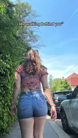 A post by @emmaavenx on TikTok caption: who doesn't 