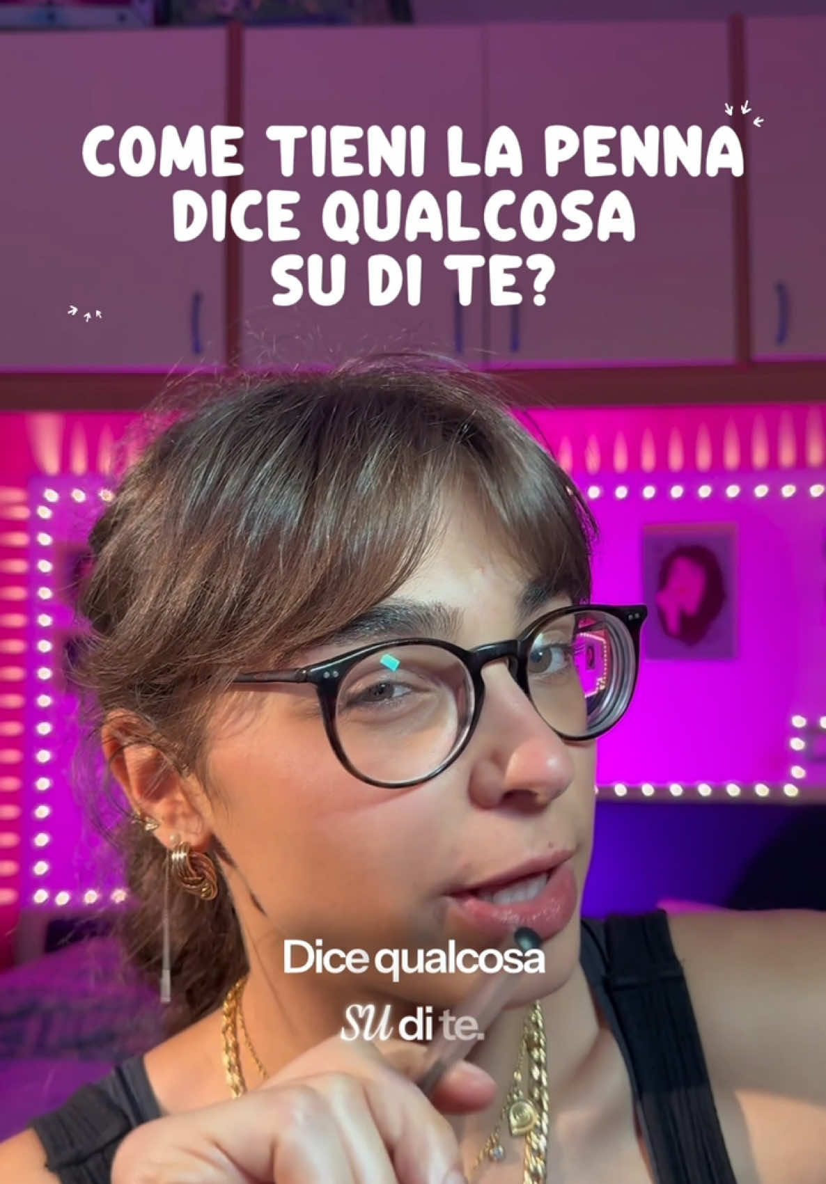 A post by @fake_piccini on TikTok caption: Impugnatura e carattere #penna 