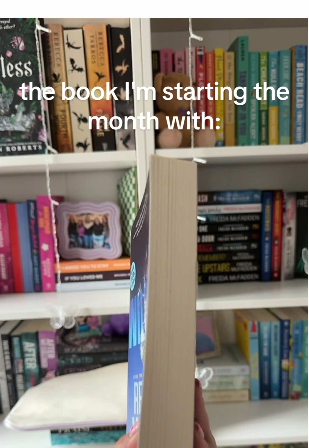 A post by @vvanessawenzl on TikTok caption: i need more books by Rebecca Yarros #lifestyleblogger #BookTok #bookgirlie #rebeccayarros #reading 