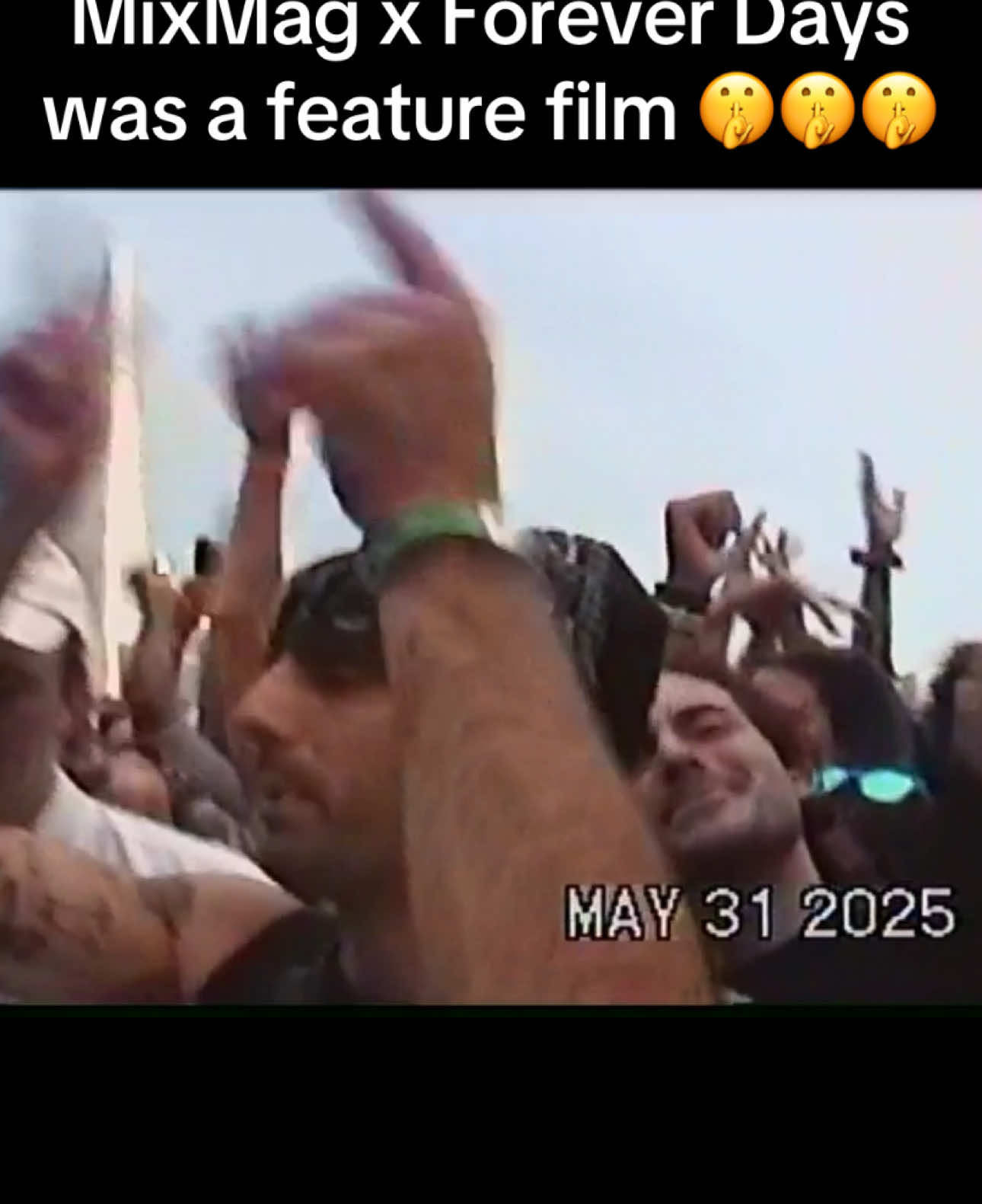 A post by @partyshirt on TikTok caption: Legendary scenes @Mixmag for @SG Lewis @KETTAMA @FOREVER DAYS #mixmag #housemusic #techno #djset 