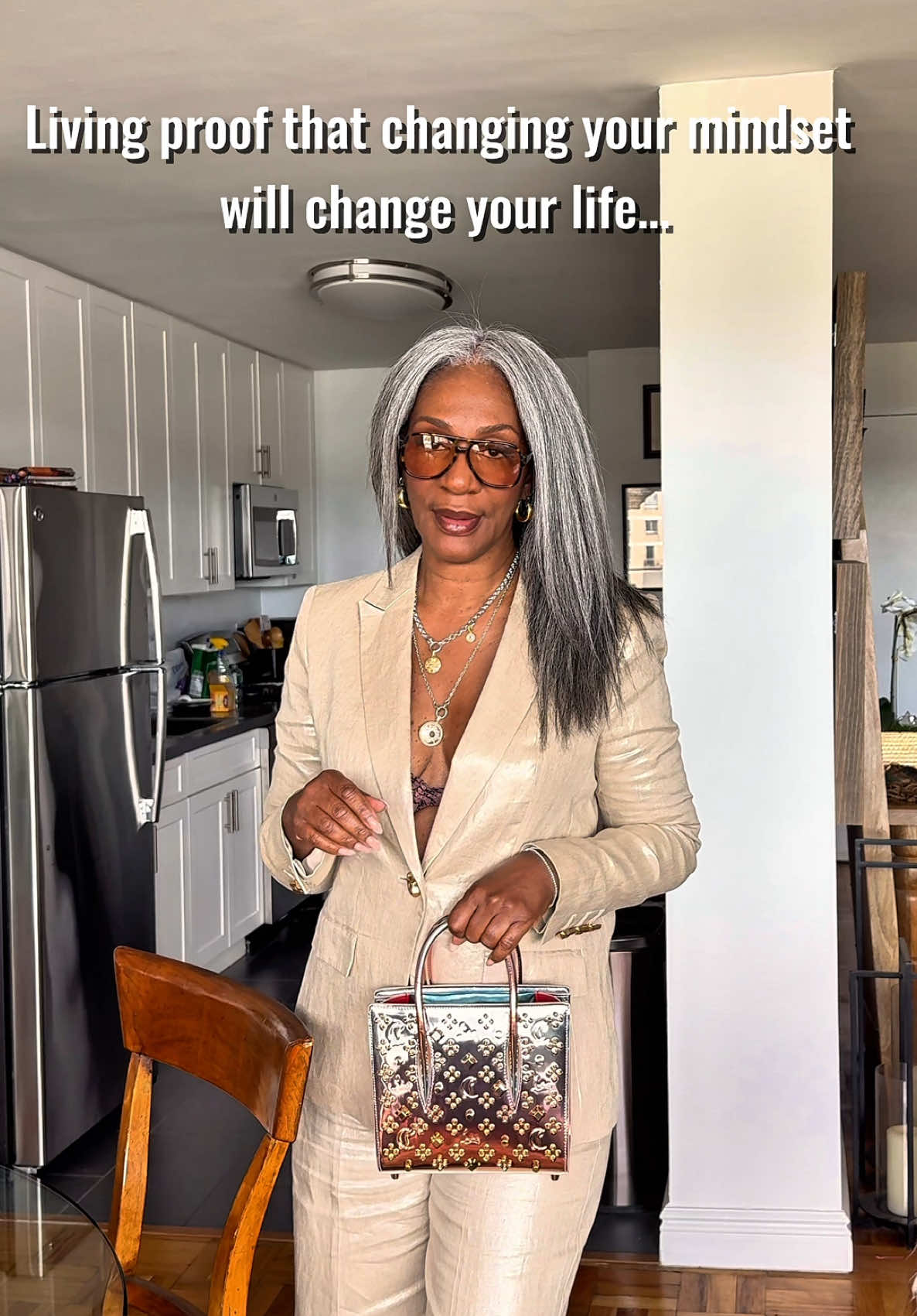 A post by @taskyourself on TikTok caption: - Know your self-worth - Remove toxic relationships - Embrace change, don’t fear the future - Set real goals, not short term rewards - You’re not a victim, work on inner development - Don’t compare yourself to others - It doesn’t have to be perfect - Emotional healing lightens the load, it’s worth it - Seek joy  Move in Love✨ 🥰Patti  #Motivation #Inspiration #Intentional #MovingLove #GlowUp