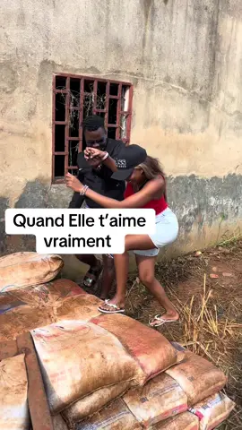 A post by @souverain.arthur2 on TikTok caption: Elle est revenue 😭😭😭😭🙏🏽.    #😭😭😭😭😭😭😭😭🇨🇲🇰🇲🇬🇳🇧🇾🇧🇴🇬🇦🇨🇮🇬🇭🇧🇯🇨🇩🇧🇫🇨🇬🛬🧲☑️🆗🎥🎁 #videoviral @Ze récé 
