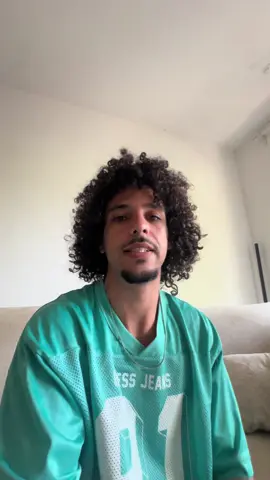 A post by @chamseddinee on TikTok caption: Si vous avez des pensées noirs adoptez un rottweiler, problème réglé 