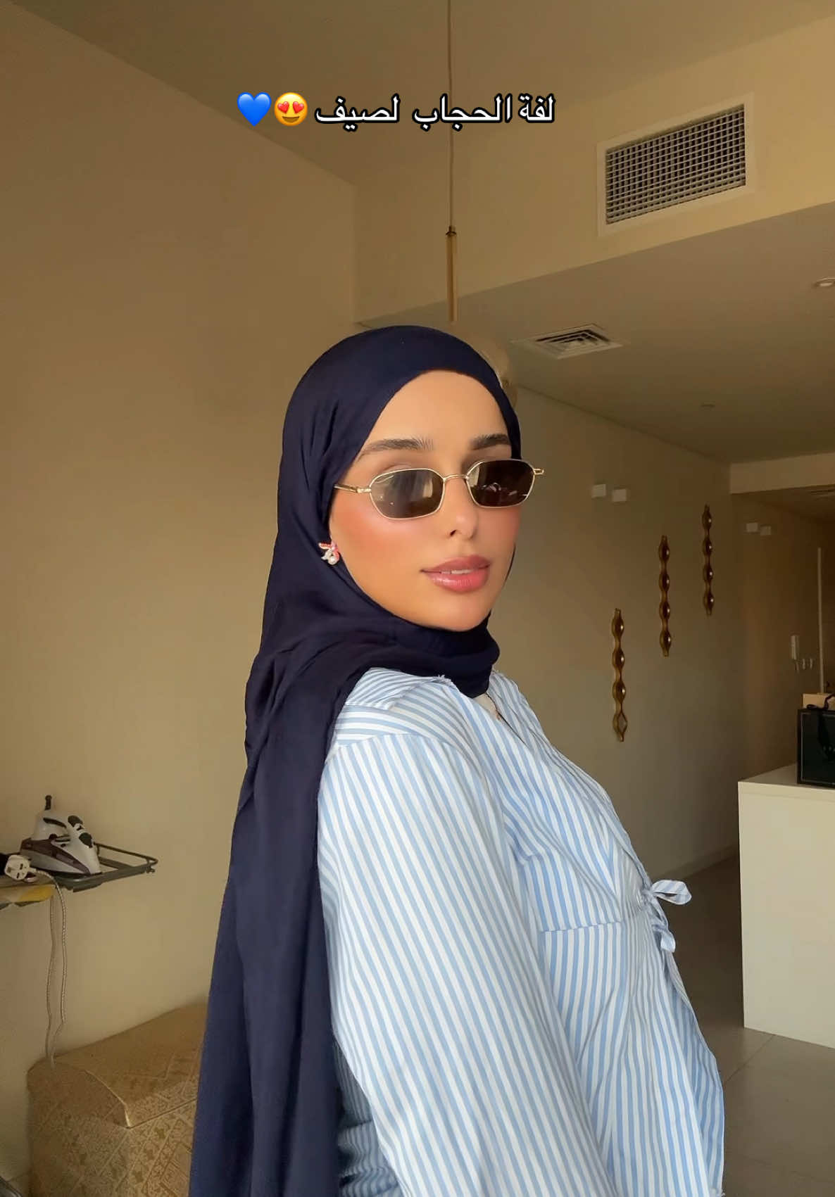 A post by @rahmalaribi_ on TikTok caption: لفة الحجاب ياي طلبتوها مني 🥹💙#hijabtutorial #لفات_حجاب #rahmalaribi #hijabstyle 