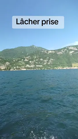 A post by @mydjack on TikTok caption: Il veut partir pour fuir car il en a marre de ces méchants garçons. #CapCut #fyp #pourtoi #viralvideos #paris #ldc 
