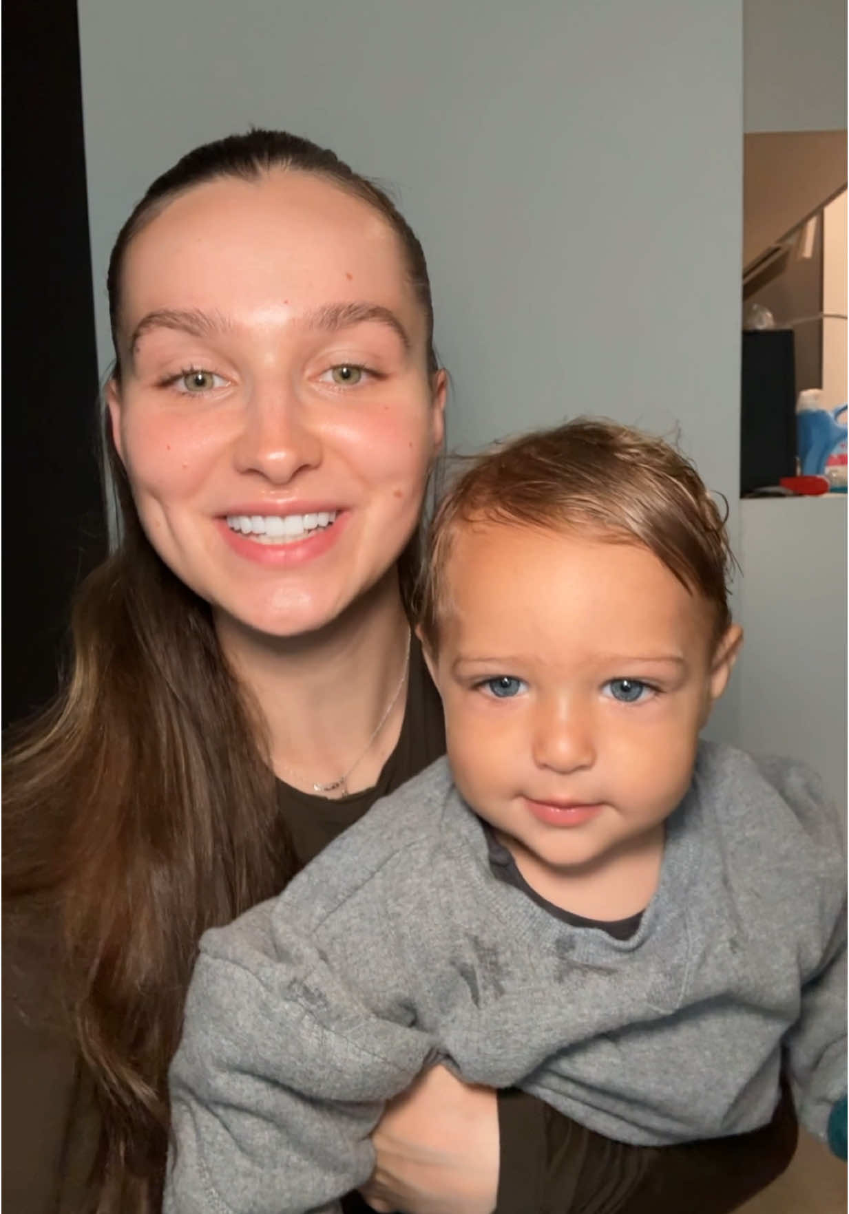 A post by @jindaouis on TikTok caption: Nidal hat das erste mal gewunken 🥹❤️